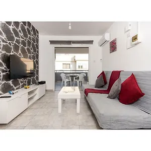 Апартаменты Holiday Apartment
