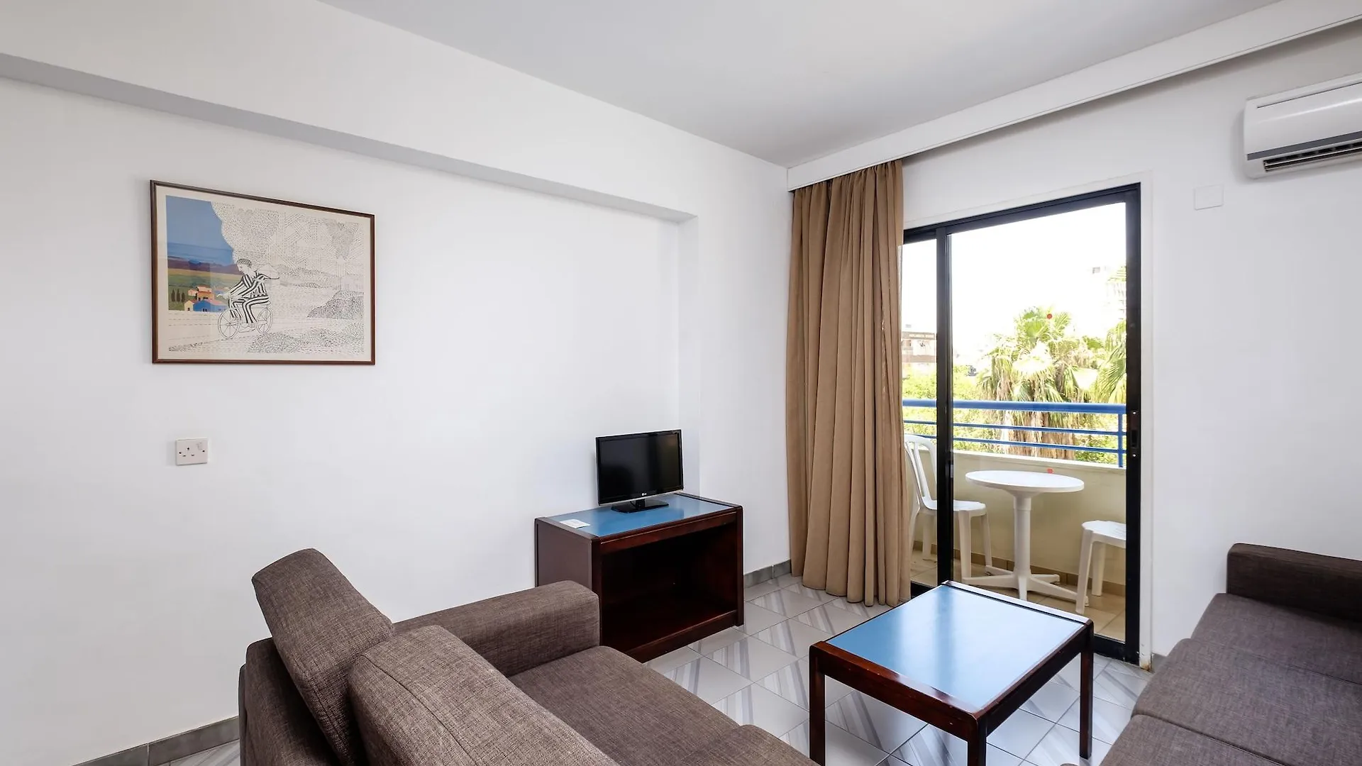 Atrium Zenon Hotel Apartments Larnaca