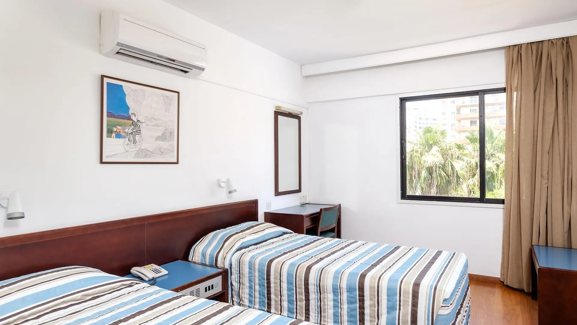 Atrium Zenon Hotel Apartments Larnaca Appart hôtel