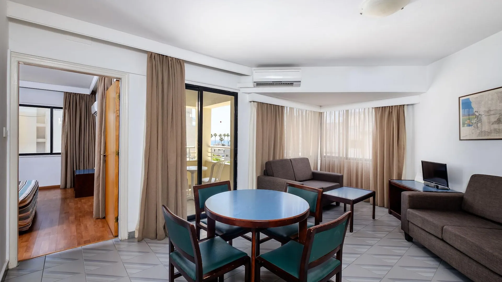 *** Appart hôtel Atrium Zenon Hotel Apartments Larnaca Chypre