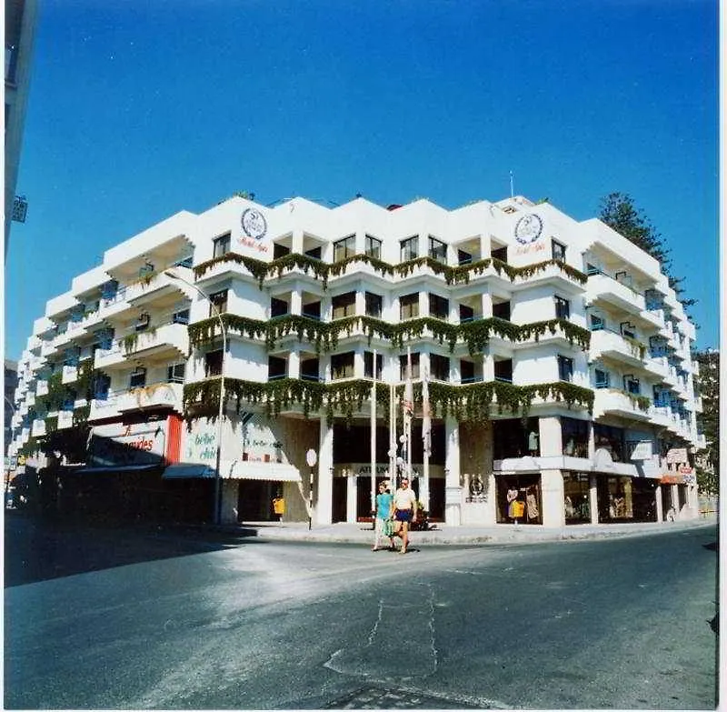 Atrium Zenon Hotel Apartments Larnaca 3*,  Chypre