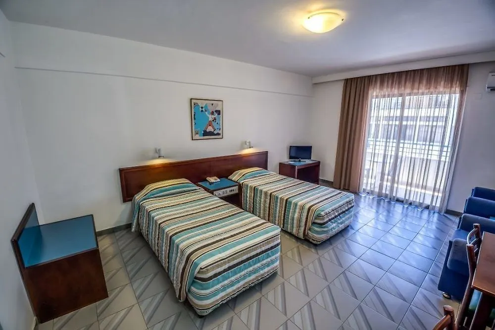 Atrium Zenon Hotel Apartments Larnaca 3*,  Chypre